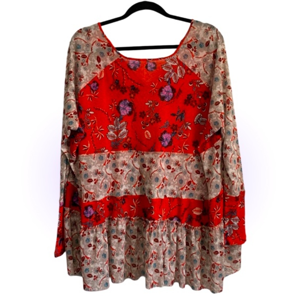 Free People Peasant Style V-Neck Top - Picture 2 of 6